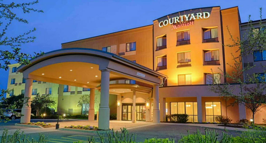 Courtyard By Marriott Salisbury Hotel Exterior foto